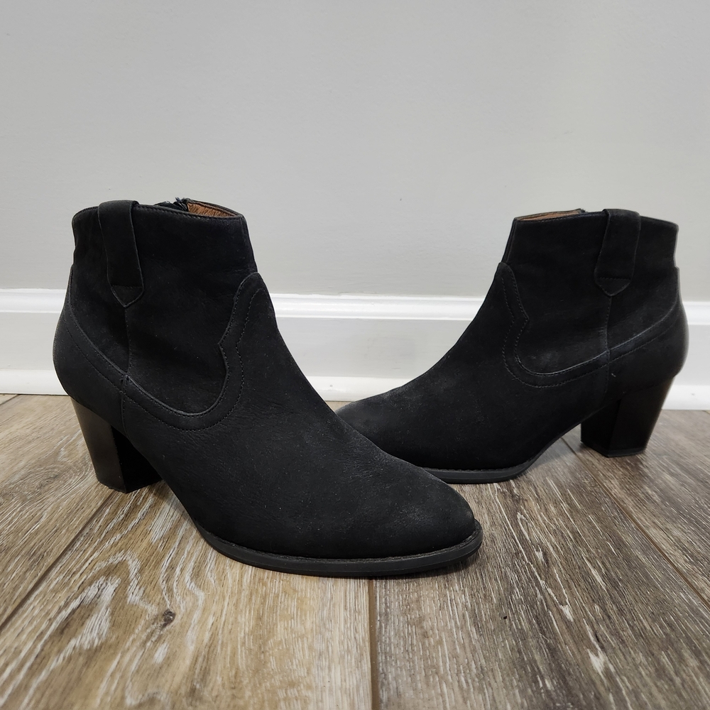 Vionic Orthoheel Windom Black Suede Ankle Booties Heeled Zippered 8.5